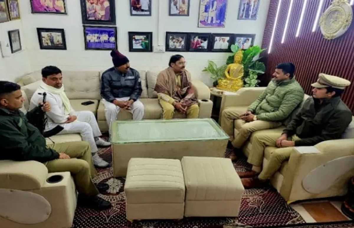 यूपी विधानसभा घेराव , औरैया के कांग्रेस नेता बोल हमें किया गया नजरबंद